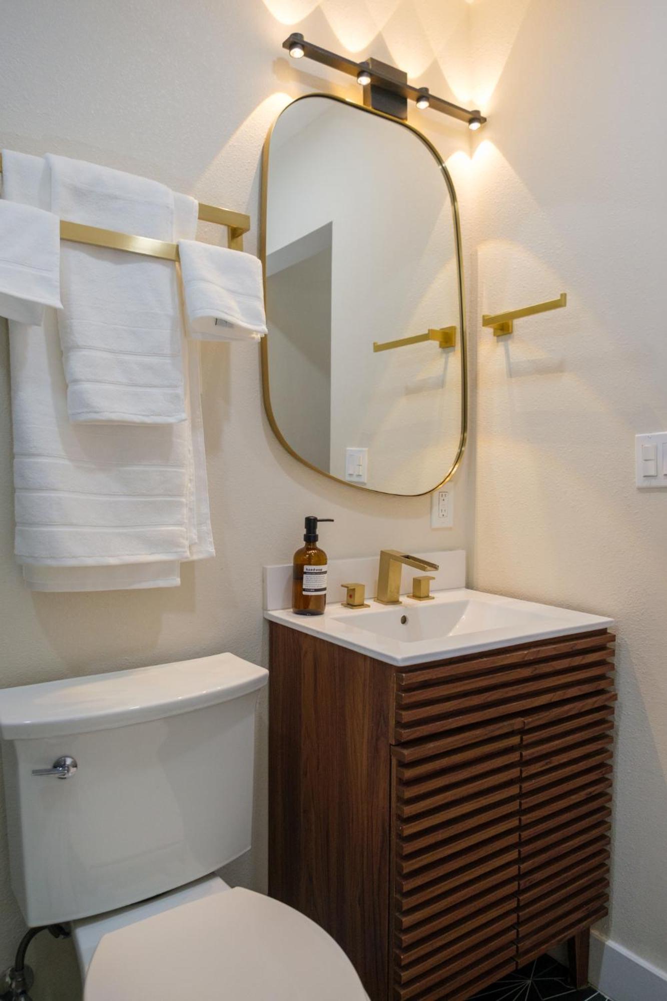 Adobe Inn Monterey Park Ngoại thất bức ảnh